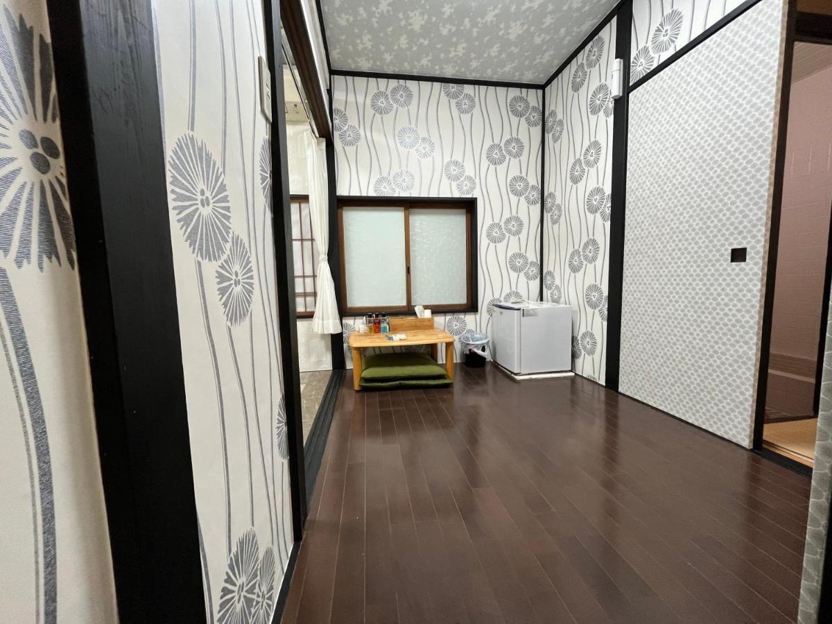 Lucky Hotel Tokyo Bagian luar foto